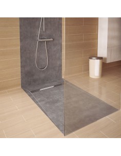 Voorbeeld van afgewerkte natte ruimte met hier beschikbare tray - scherm parallel aan de muur