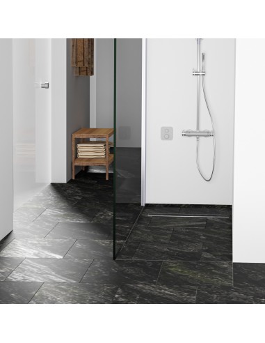 Voorbeeld van een moderne badkamer met open douche afgewerkt met offset geplaatste tegels in zwart marmerlook Voorbeeld van een moderne badkamer met open douche afgewerkt met offset geplaatste tegels in zwart marmerlook