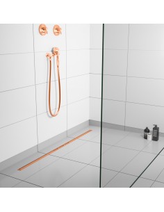 Voorbeeld: lichte douche met grootformaat tegels en doucheregel INTENSI 316