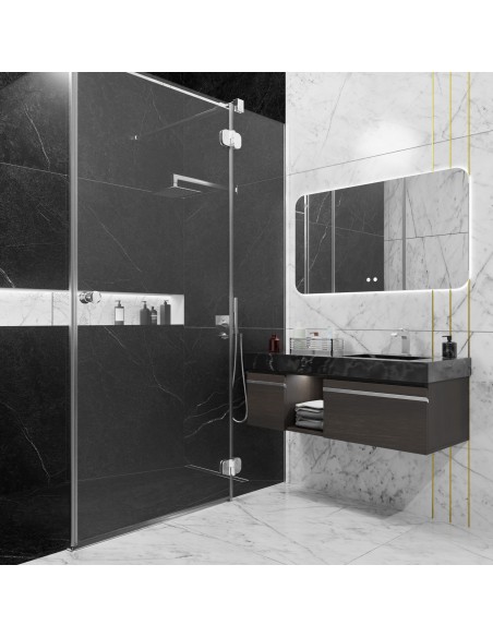 Zwart - Witte Marmeren Douche Met Gouden Accenten En Zilveren Betegelbare Afdekking