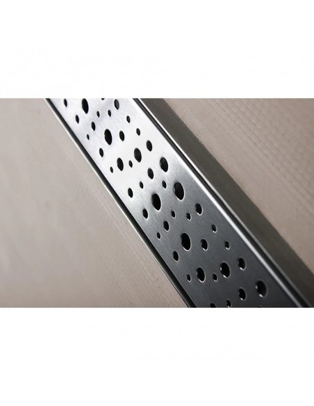 Close - Up Van De Douchegoot Met Mistral Designrooster