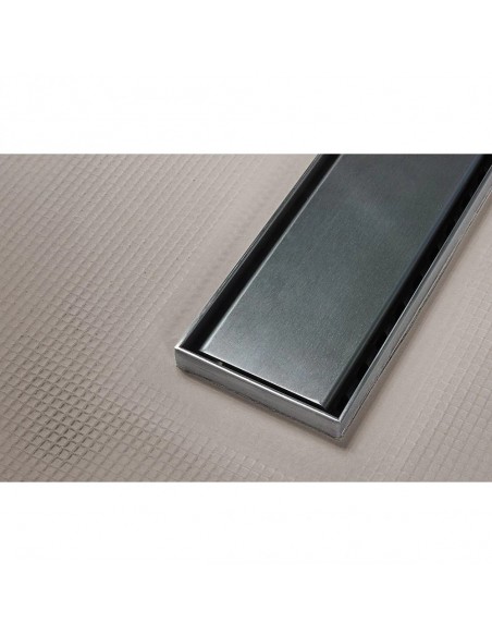 Een Andere Blik Op Het Frame En De Afdekking, Zorgvuldig Afgewerkte Stalen Randen