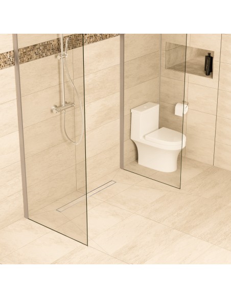 Open Douche Met Beige Tegels En Zilveren Betegelbare Afdekking